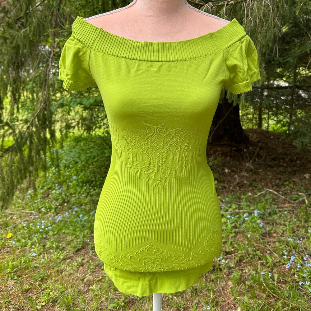 Lime green stretchy top